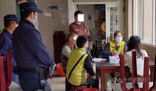 違反檢疫罰25萬父代繳清 子痛哭要孝順爸爸