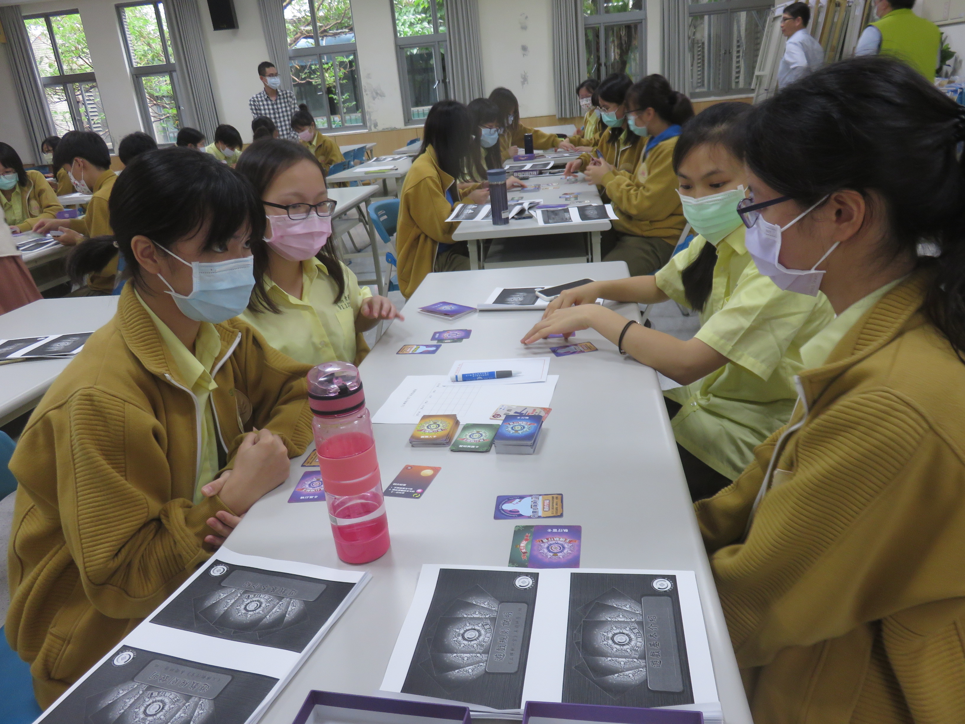 宜蘭分署首創向高中生推廣檔案業務並宣導「王牌執行官」桌遊1
