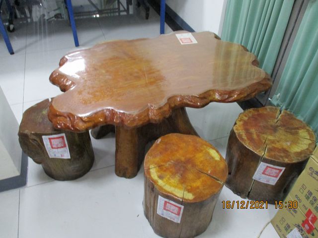 原木茶几