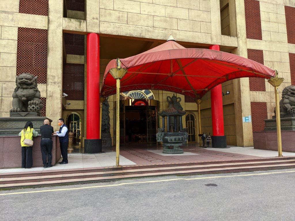 PXL_20230512_030023034
