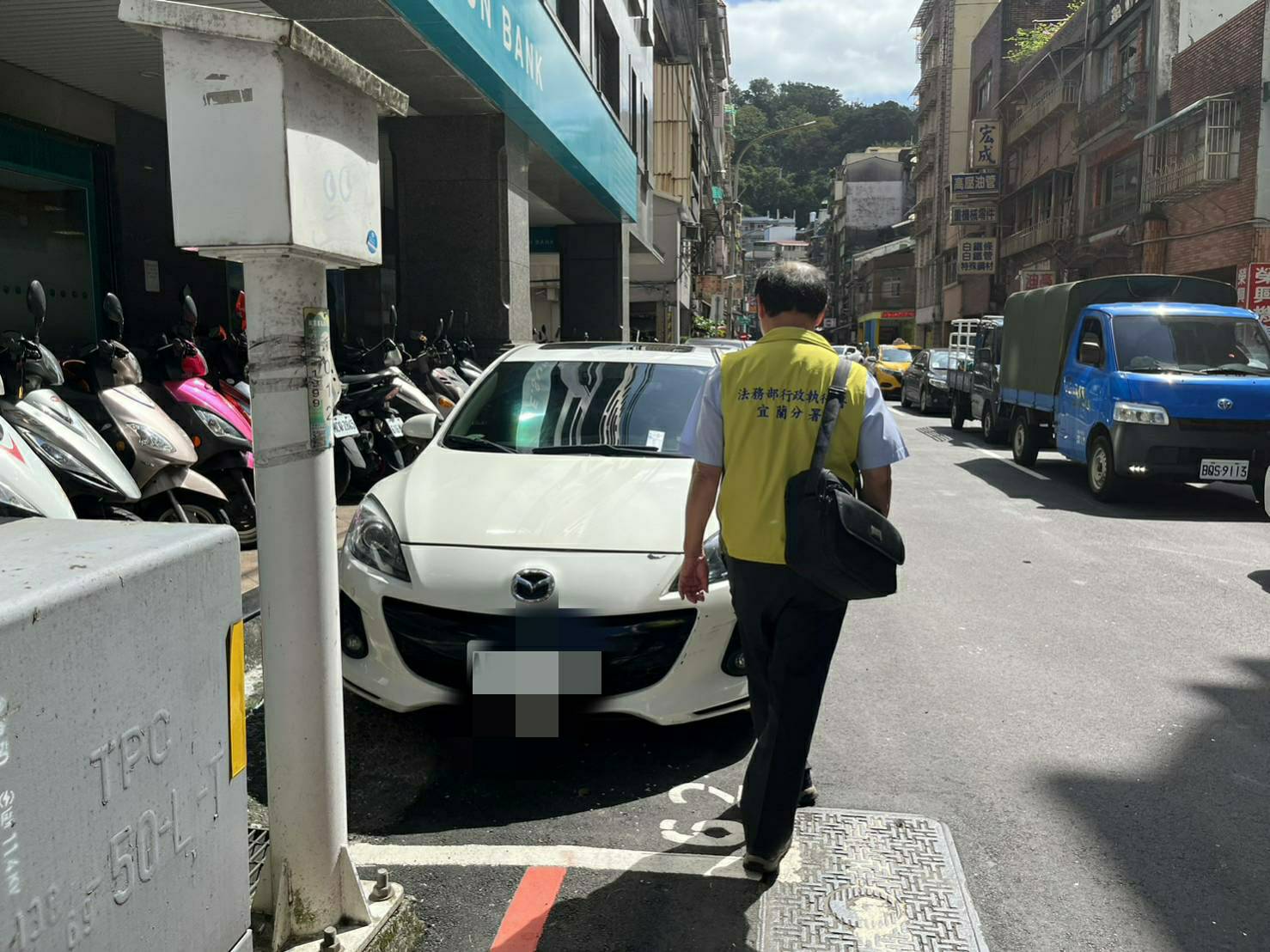 07_1013信五路周先生車