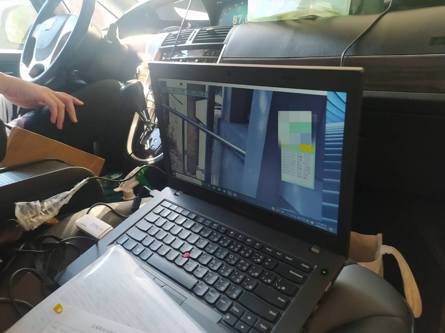 車牌辨識系統追車畫面 (1)