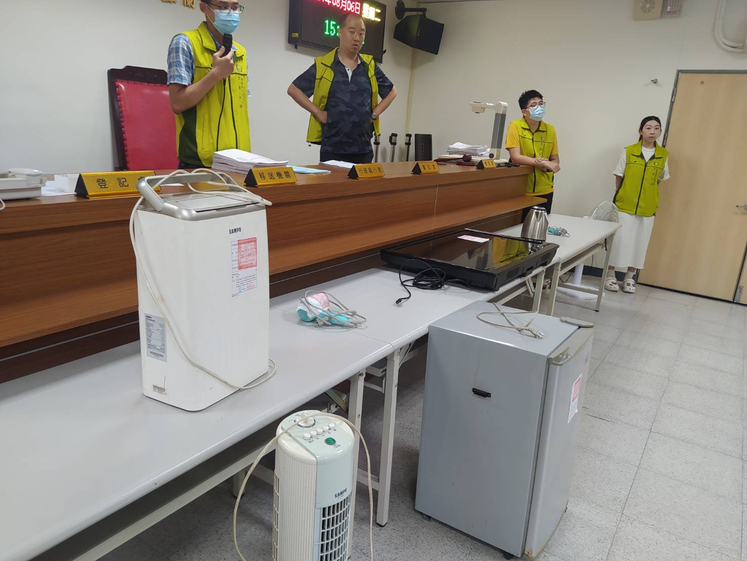 12_宜蘭分署1130806下午3時拍賣會，拍賣東元小鮮綠冰箱等家電用品買氣佳，全部一掃而空