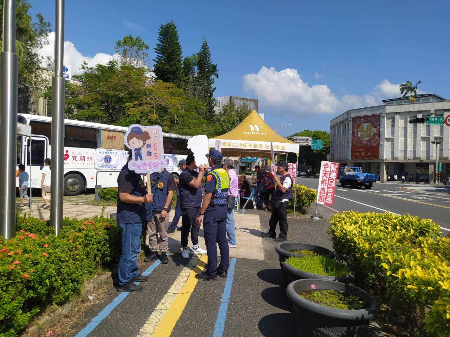 宜蘭分署捐血義賣總動員，讓行政執行不只是執行 (10)