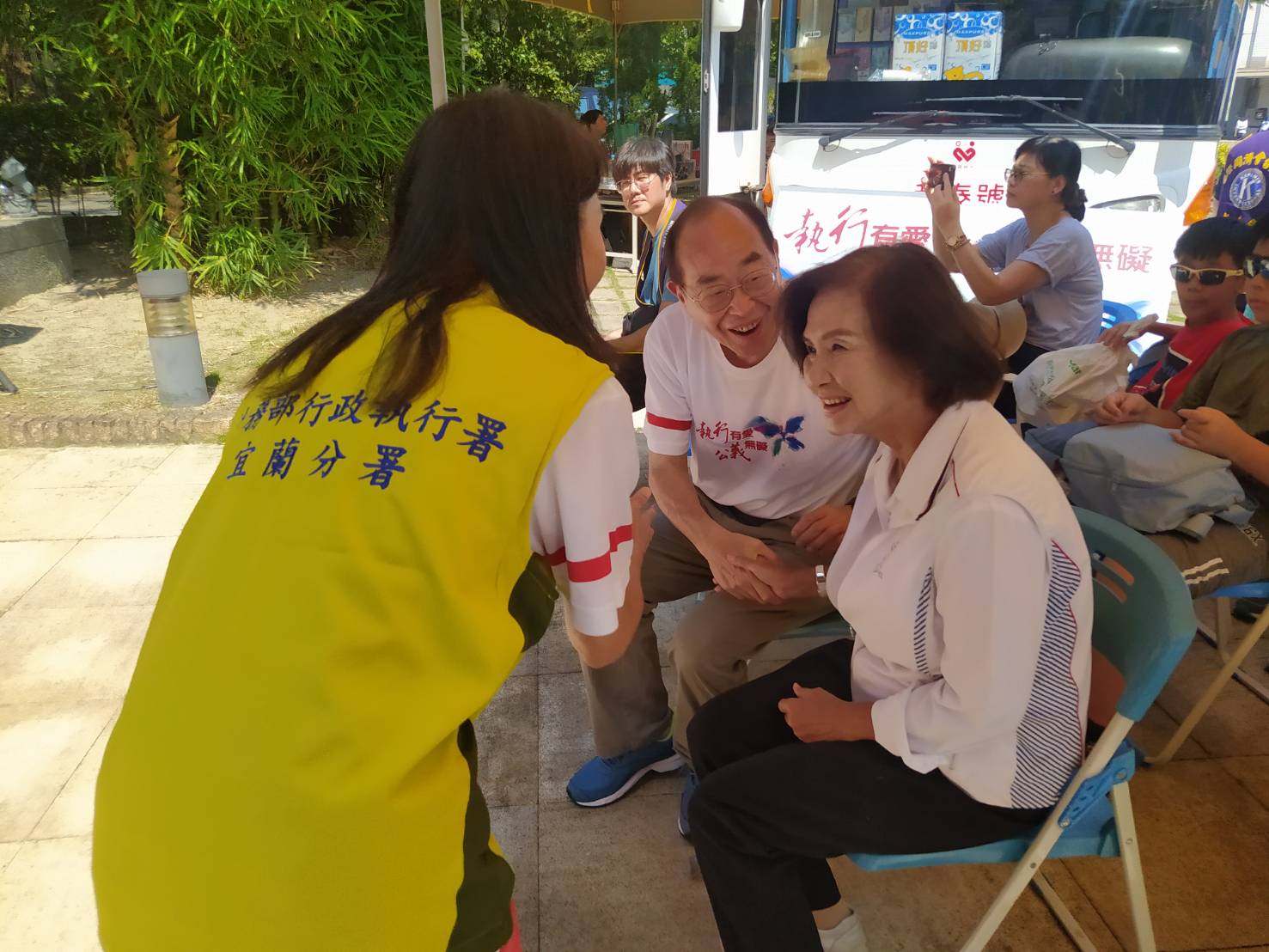 宜蘭分署捐血義賣總動員，讓行政執行不只是執行 (17)