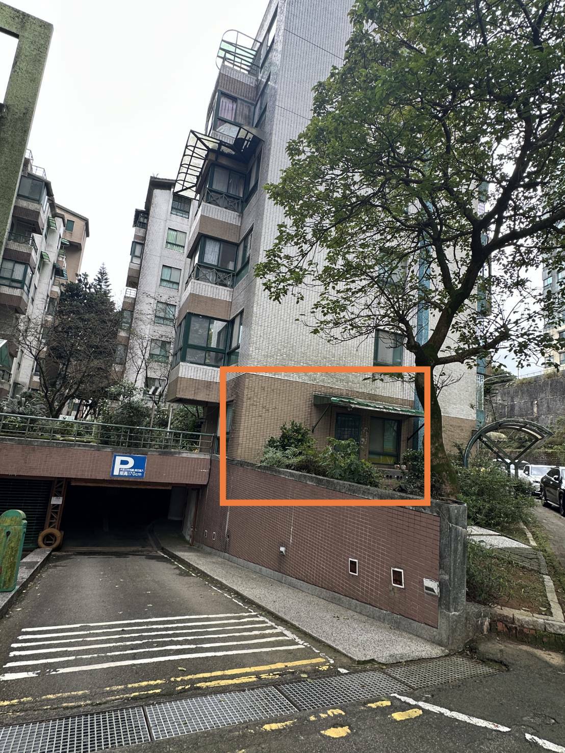 02_1140303上午11時宜蘭分署基隆行政執行官辦公室拍賣「天籟社區」新北市金山區山城路90巷16號建物照片