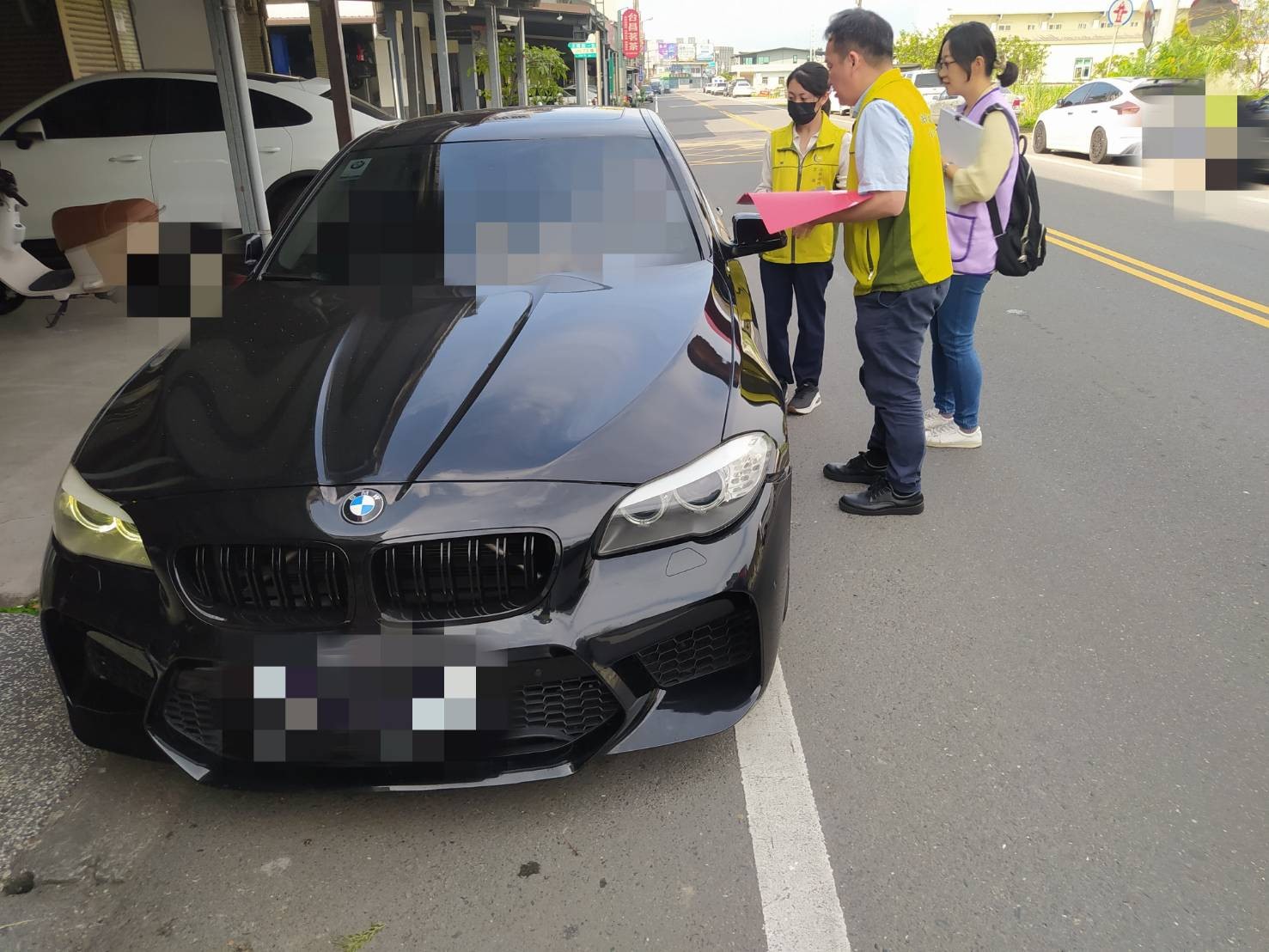 114.3.13大福路一段執行林男寶馬車輛畫面一_0