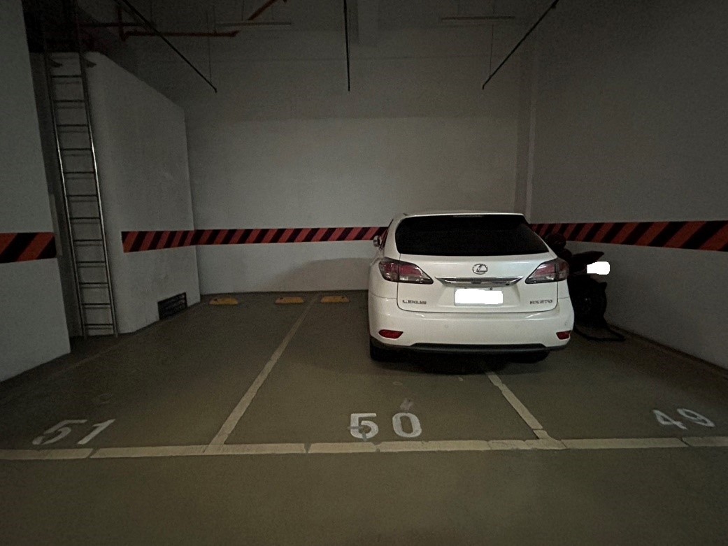 停車位2