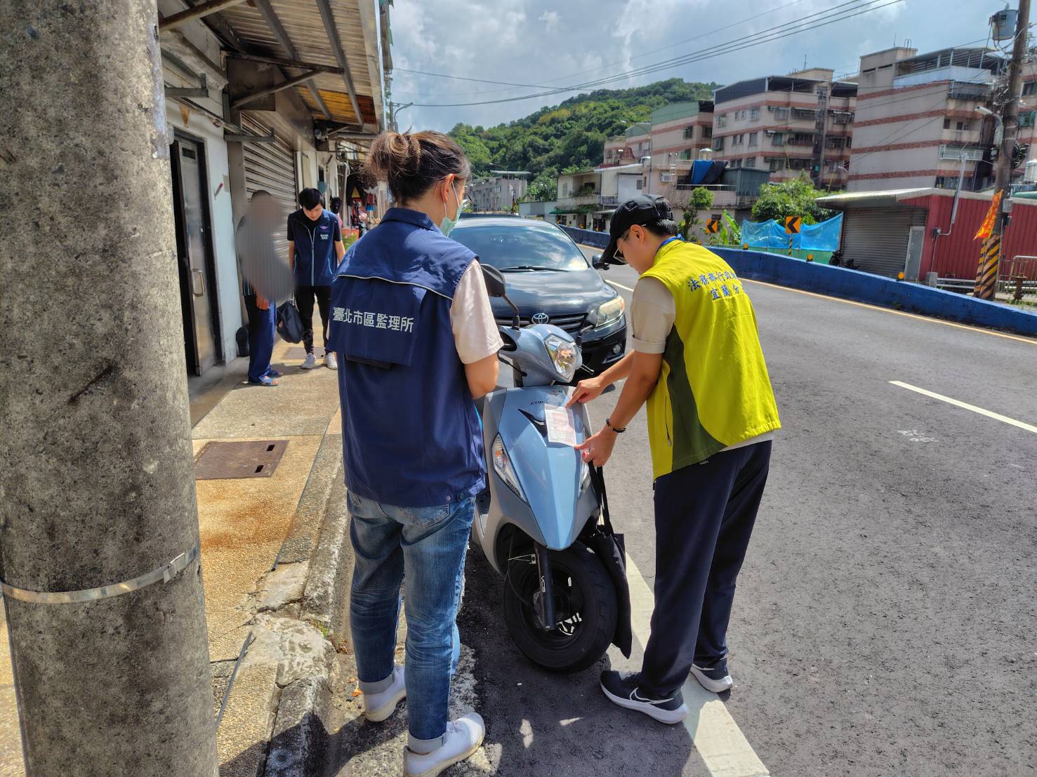 24668.jpg114.10.9基隆深澳坑路查封周男（廉114-3-263987周景煌NRS-3827）光陽機車照片（馬賽克3）