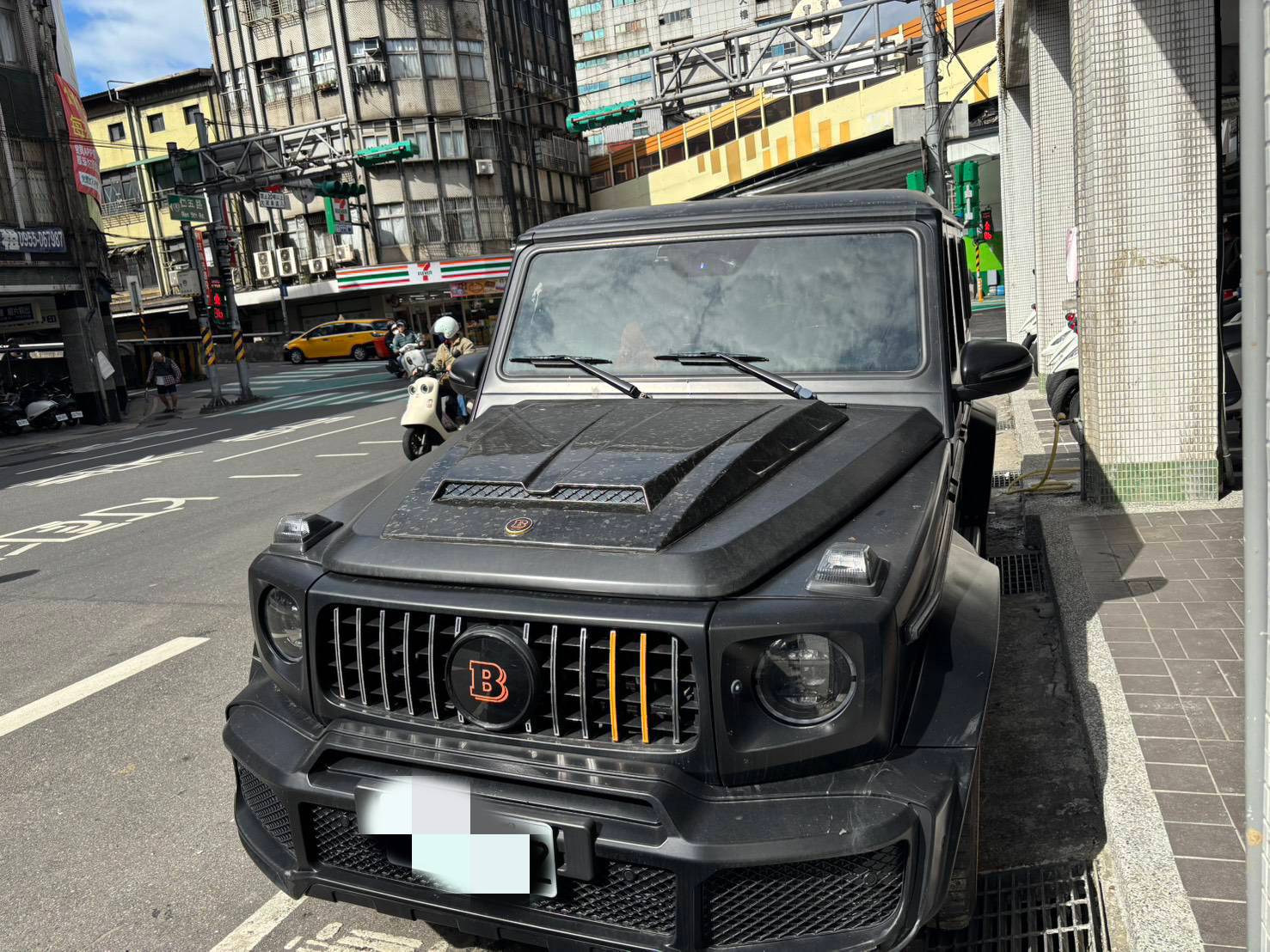 45583.jpg照片-115檢偵助2郭明和賓士G63馬賽克1