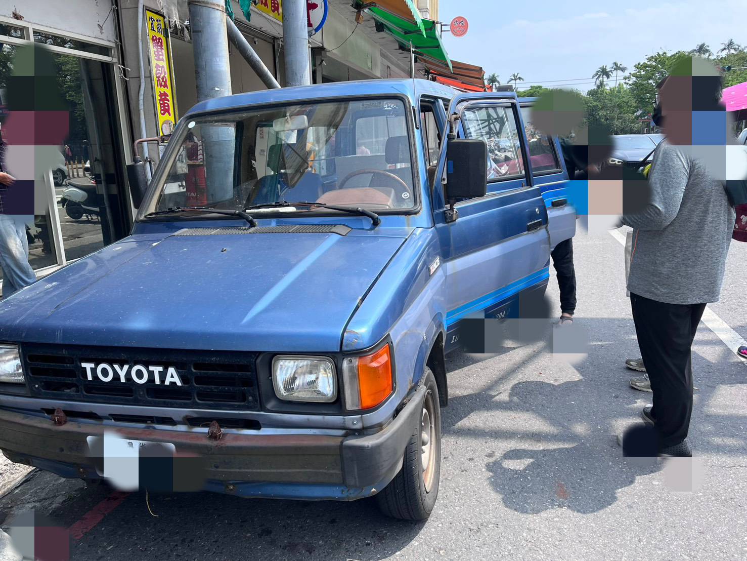 52359.jpg115.3.26舊城南路扣車照片3