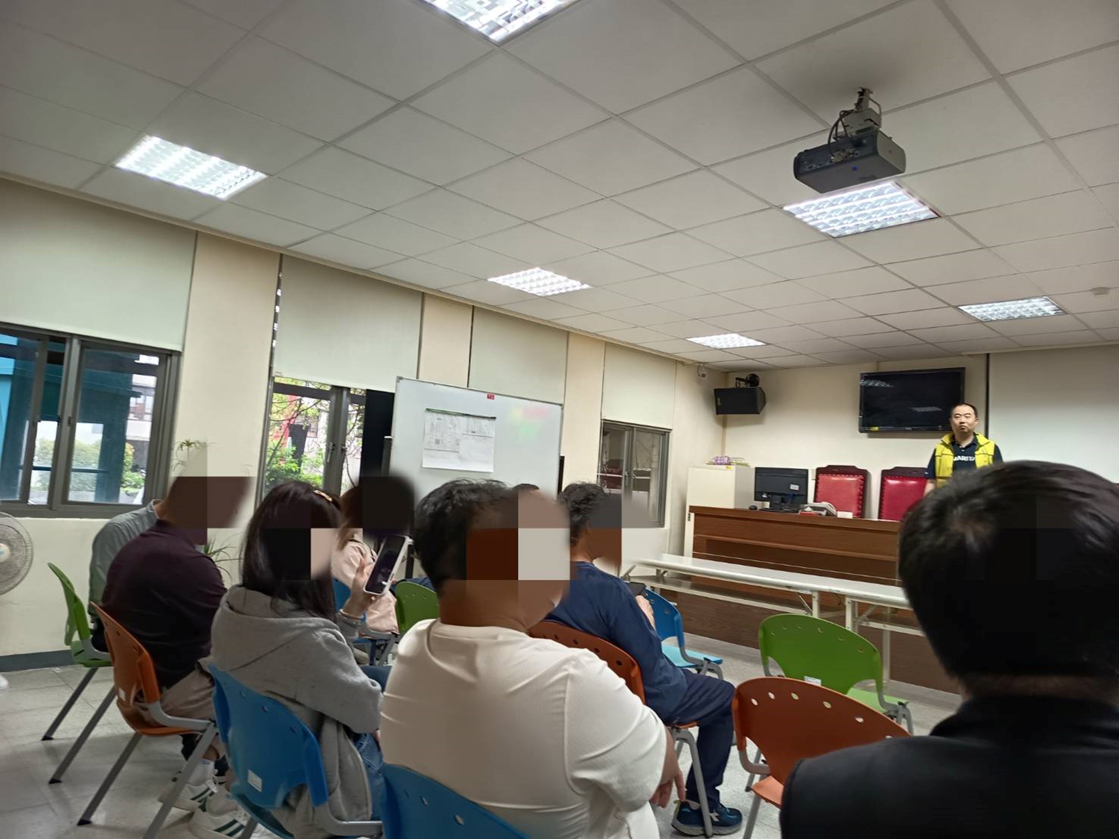 messageImage_1775554645277.jpg1150407拍賣現場照片3