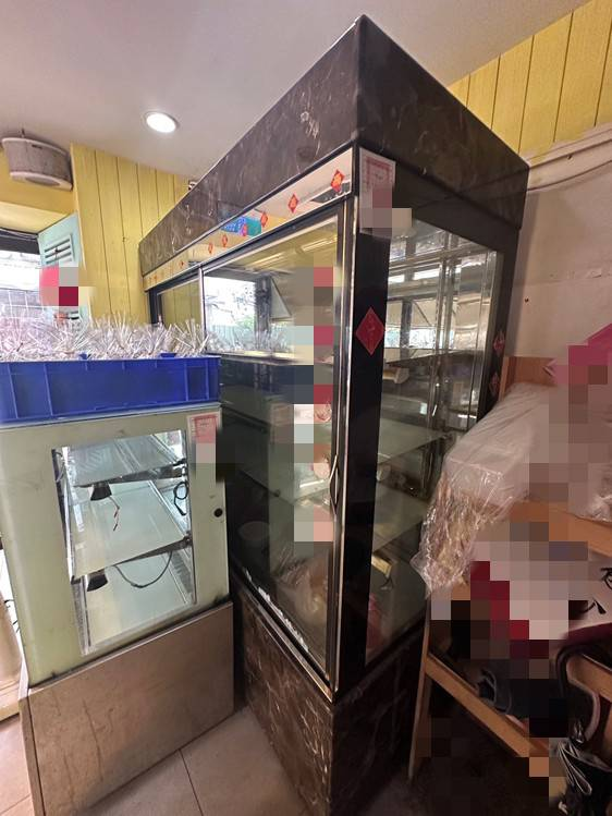 115年5月4日拍賣會，拍賣連鎖麵包店冰櫃照片4